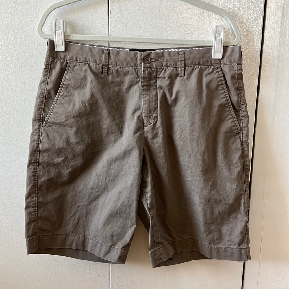 The Men’s Store Bloomingdales 10” Chino Shorts